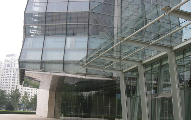 ���̰�����